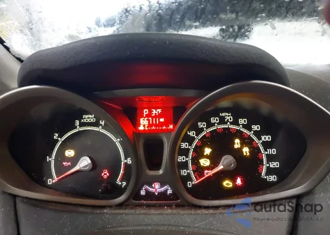 2013 Ford Fiesta Se z USA, uszkodzony, nr VIN 3FADP4BJ8DM204046